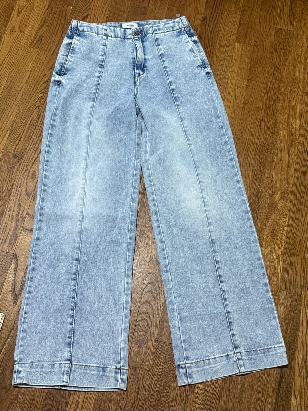 Kensie Light Blue Panel-Seam Wide Leg Jeans - Picture 1 of 6